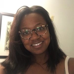 Meet your Posher, Leah